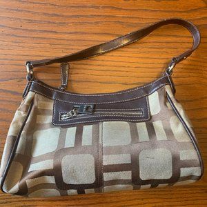Nine West Zipper Purse USED